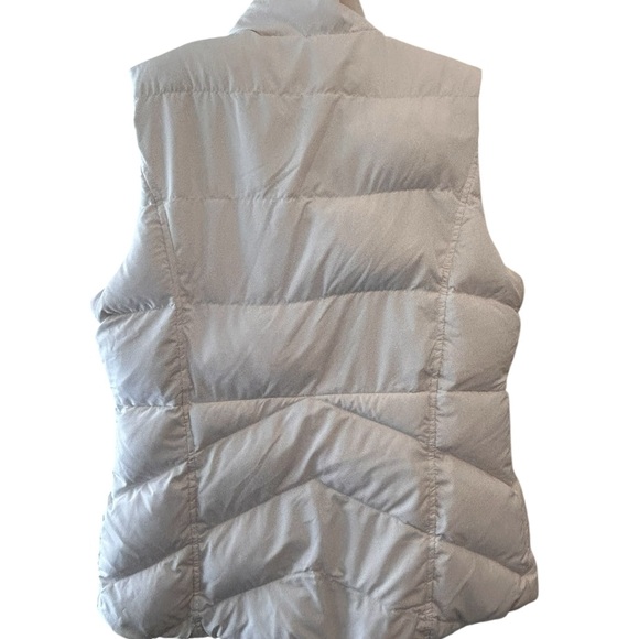 J. Crew white down blend Quilted Vest - Picture 3 of 10